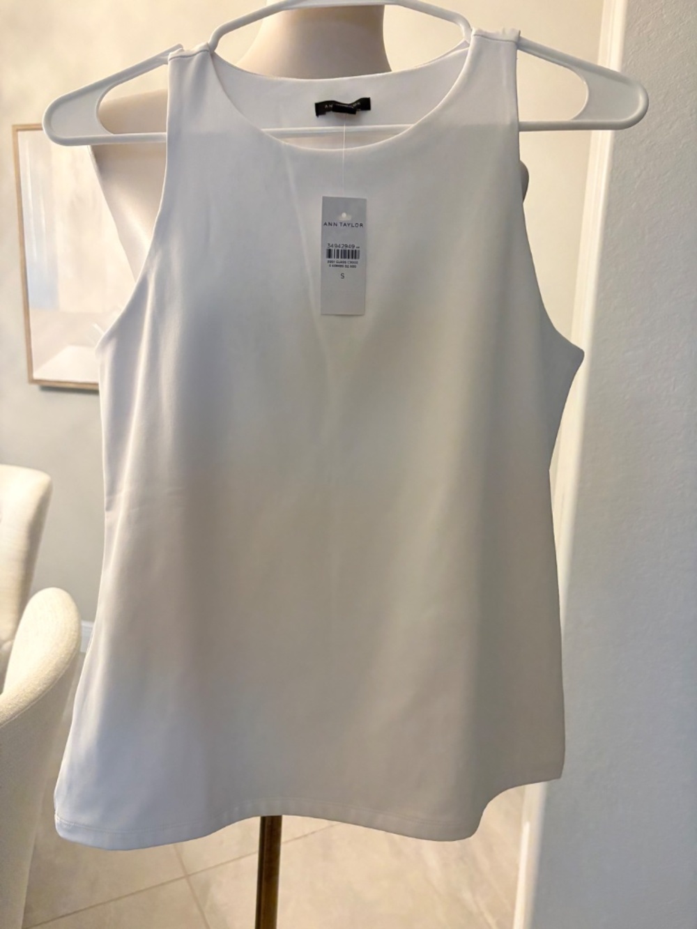 NWT Ann Taylor Sleeveless Top